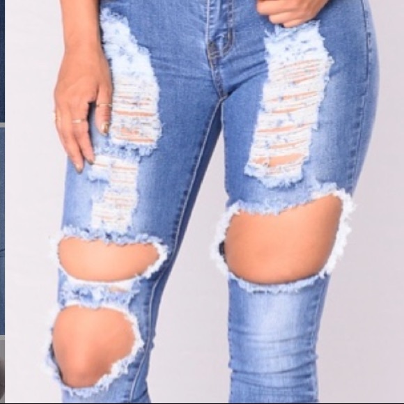 Light Medium Wash Distressed Jeans - Picture 8 of 9